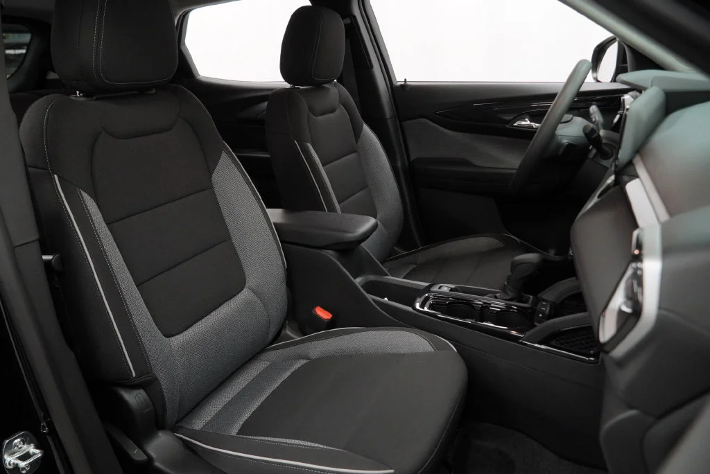 New 2026 Mosaic Black Metallic Chevrolet LT image 35