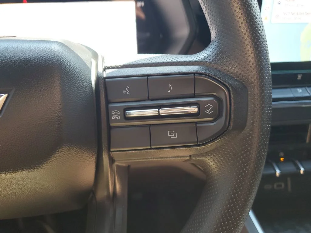 Used 2025 Summit White Chevrolet WT/LT image 21