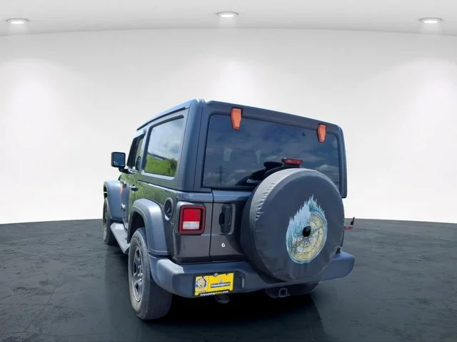 Used 2020 Gray Jeep Sport image 23