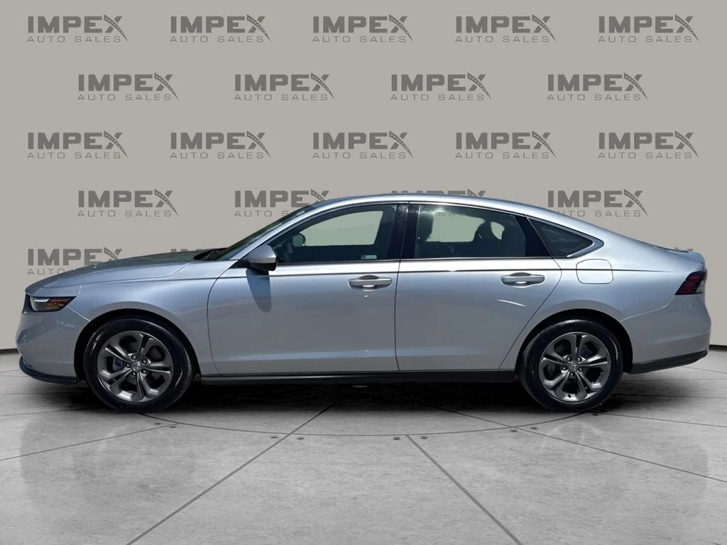 Used 2024 Silver Honda EX image 2