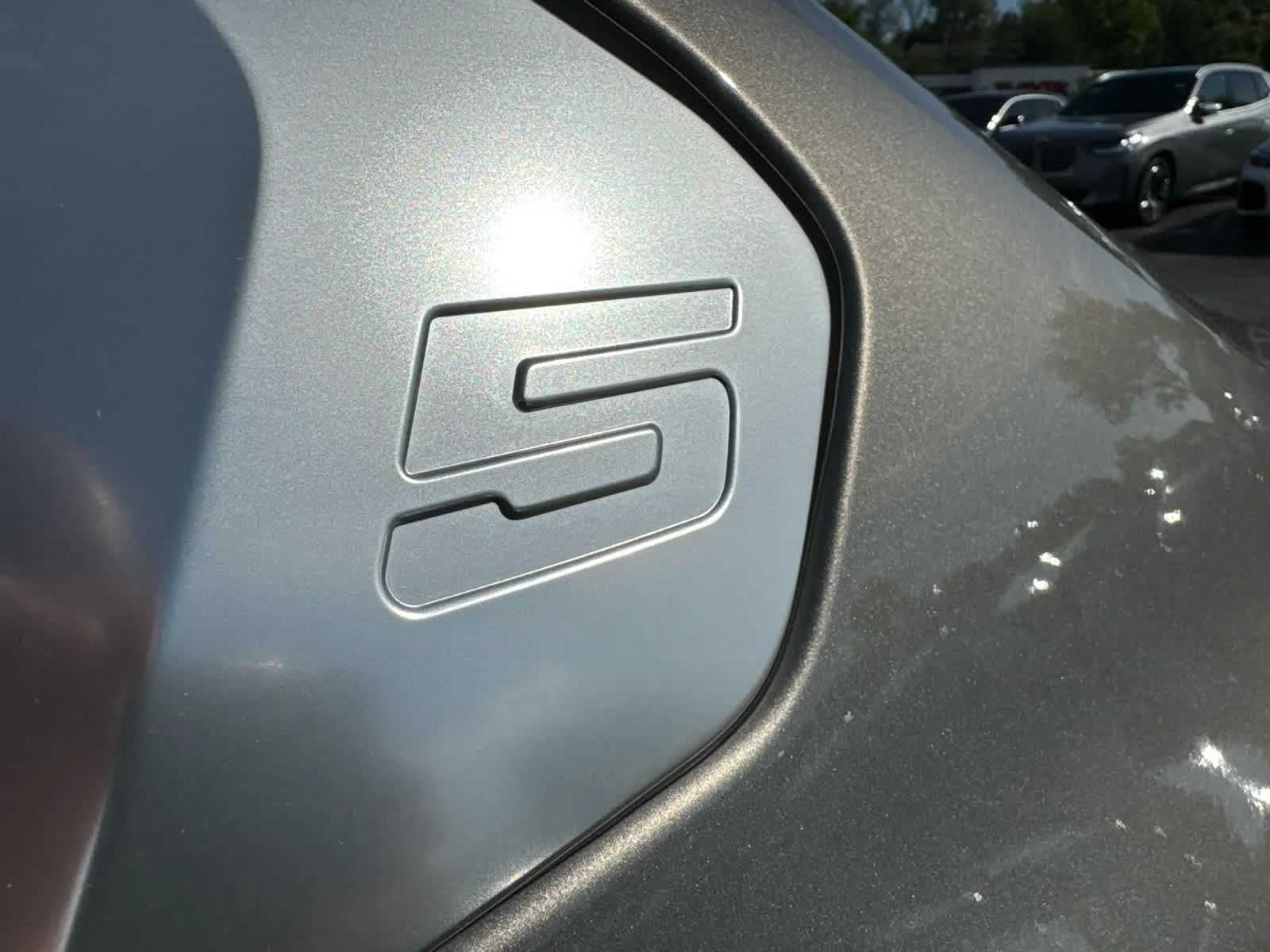 Used 2024 Oxide Grey Metallic BMW 530i xDrive image 23