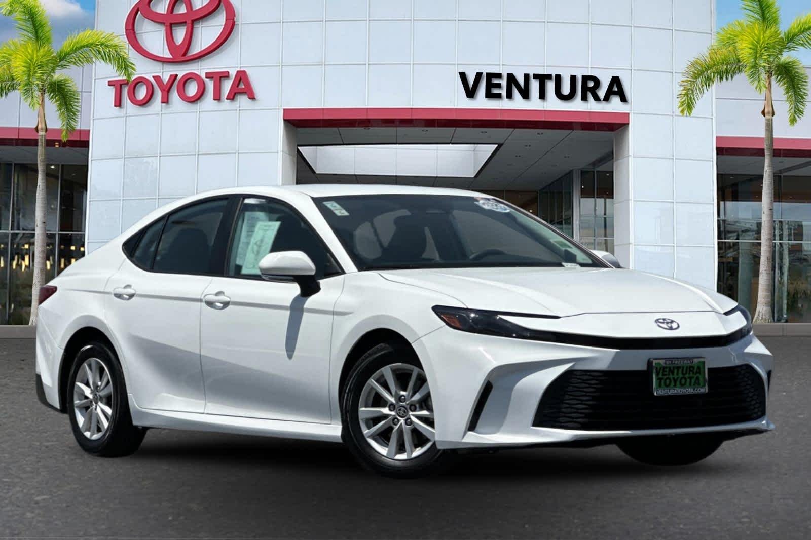 Used 2025 Ice Cap Toyota LE image 2