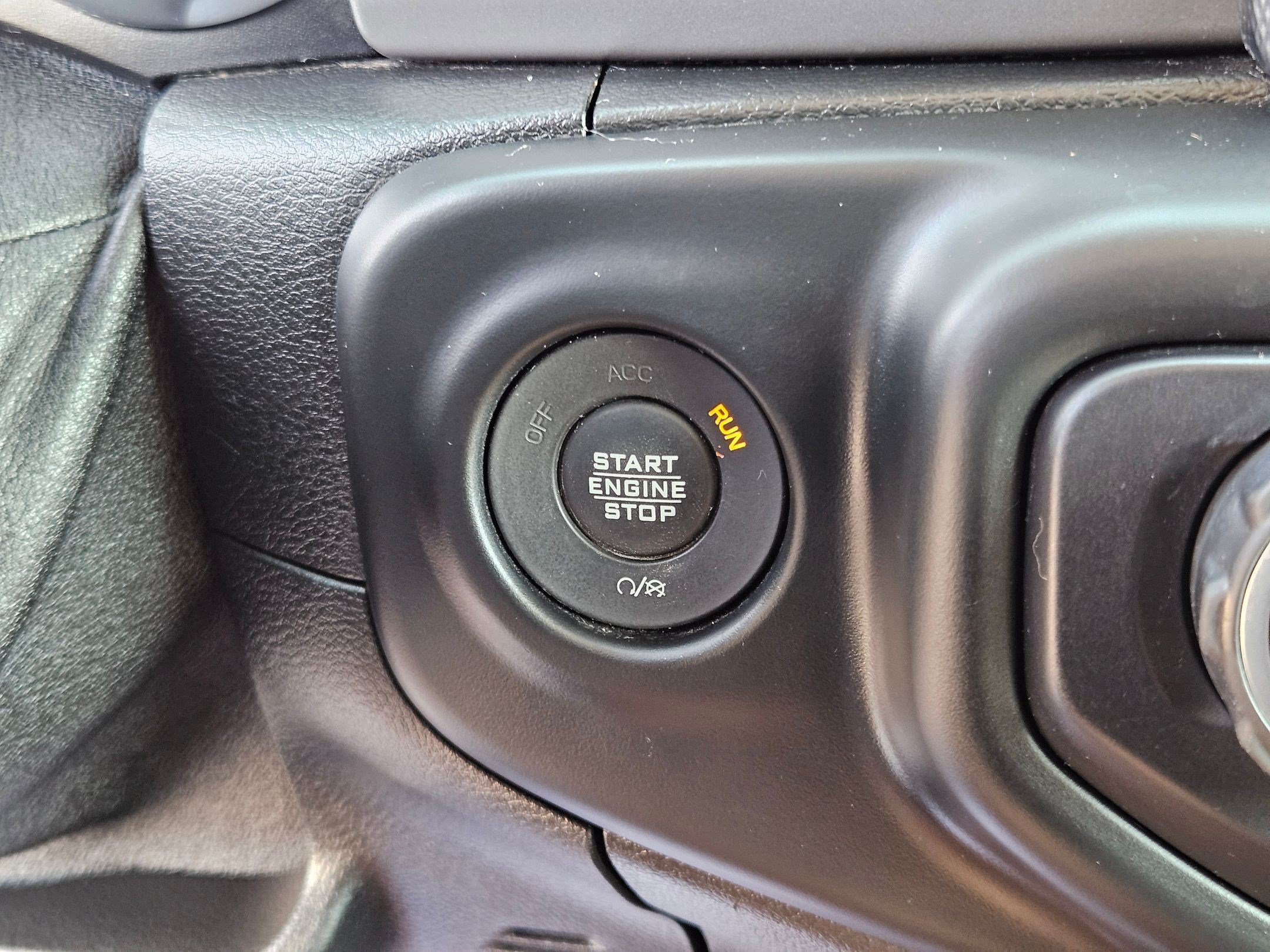 Certified Used 2020 Silver Jeep Sport S 4x4 image 19
