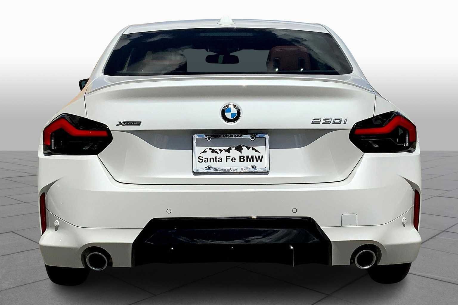 2025 BMW 2 Series 230i - Photo 4