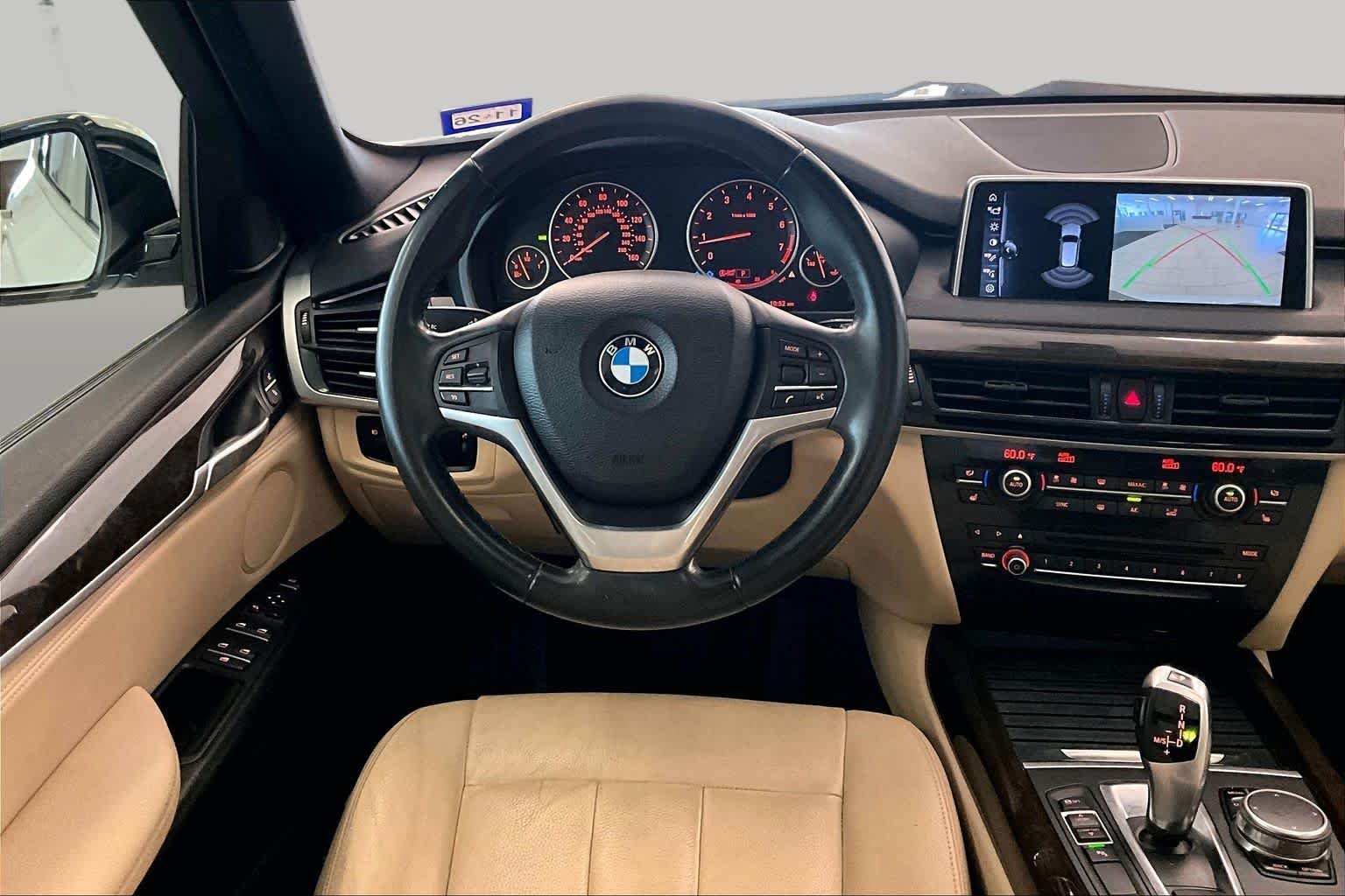 Used 2017 Alpine White BMW sDrive35i image 15