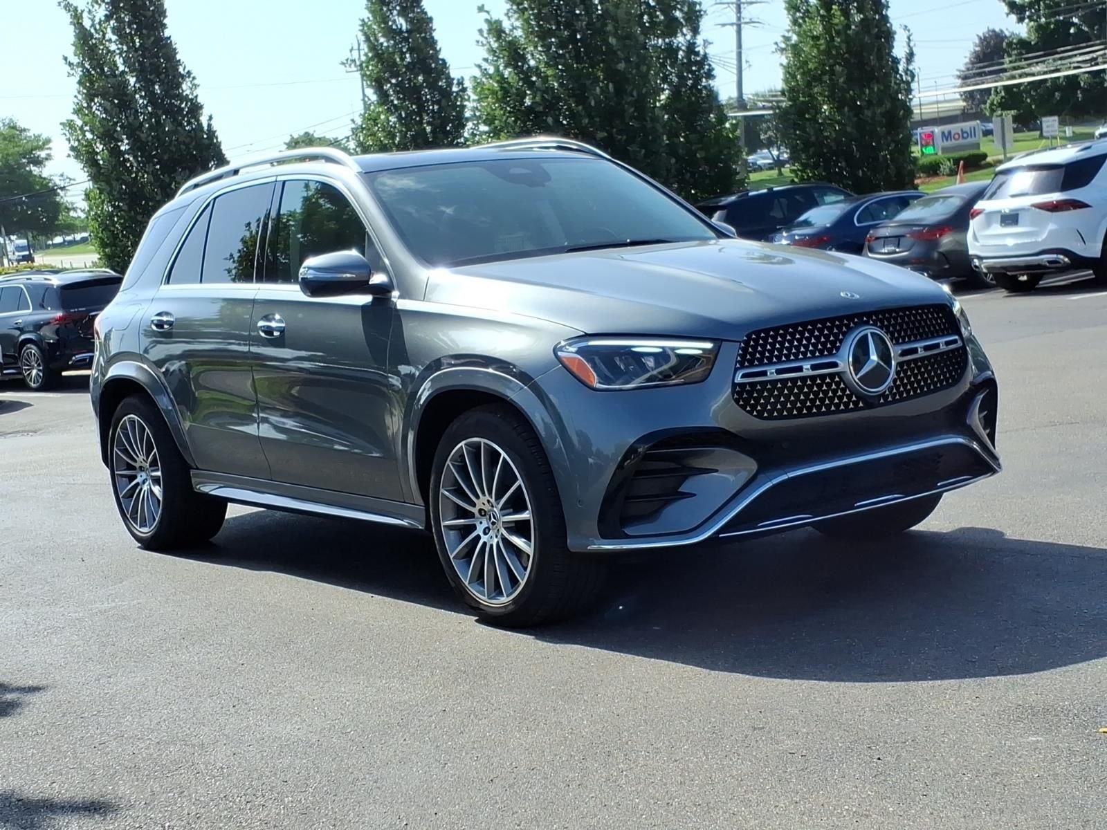 Certified Used 2025  Mercedes-Benz GLE 350 image 8