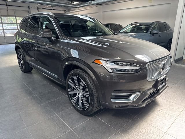 Used 2023 Gray Volvo Ultimate image 5