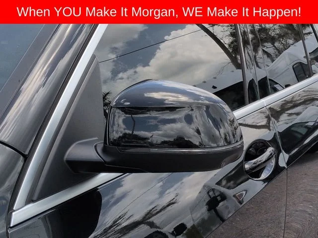Used 2025 Black BMW sDrive40i image 14