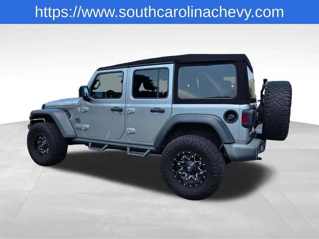 Used 2018 Silver Jeep Sport S 4x4 image 34