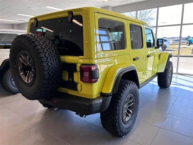 New 2024 High Velocity Clear-Coat Exterior Paint Jeep Rubicon 392 image 4