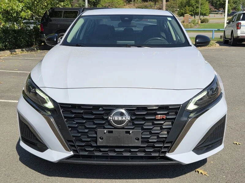 Used 2024 Pearl NISSAN 2.5 SR image 5