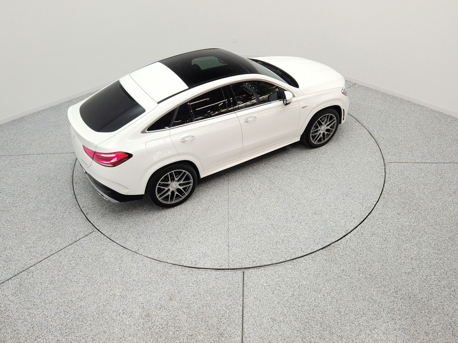 Used 2023 Polar White Mercedes-Benz AMG® GLE 53 4MATIC Coupe image 13