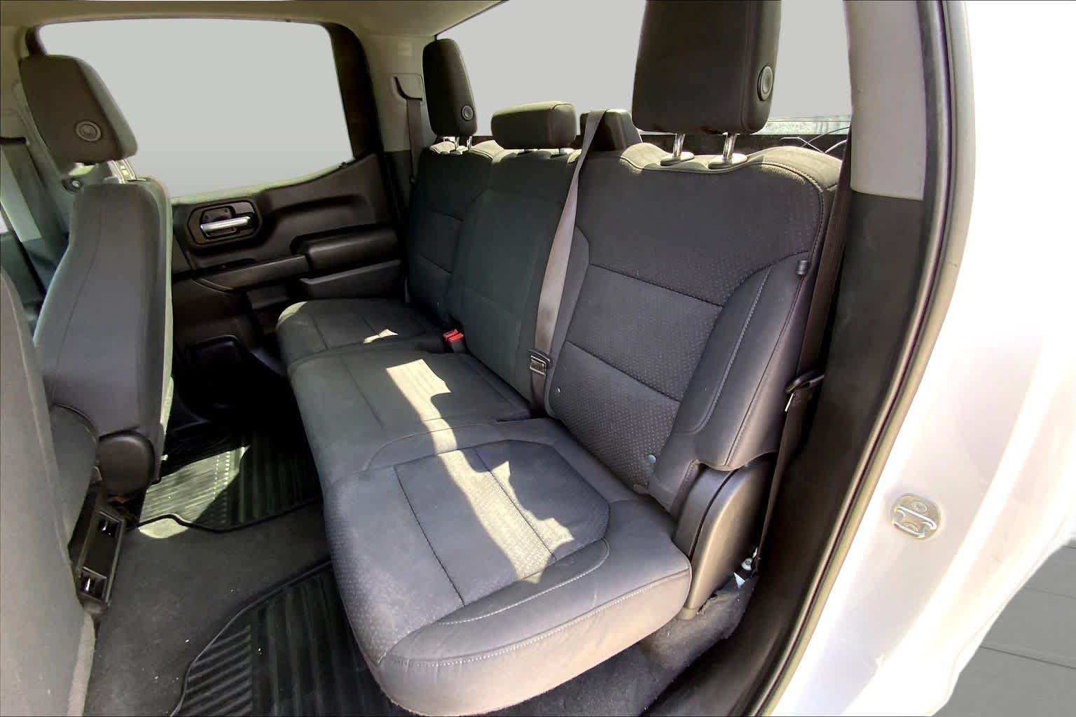 Used 2022 Summit White Chevrolet Custom image 20