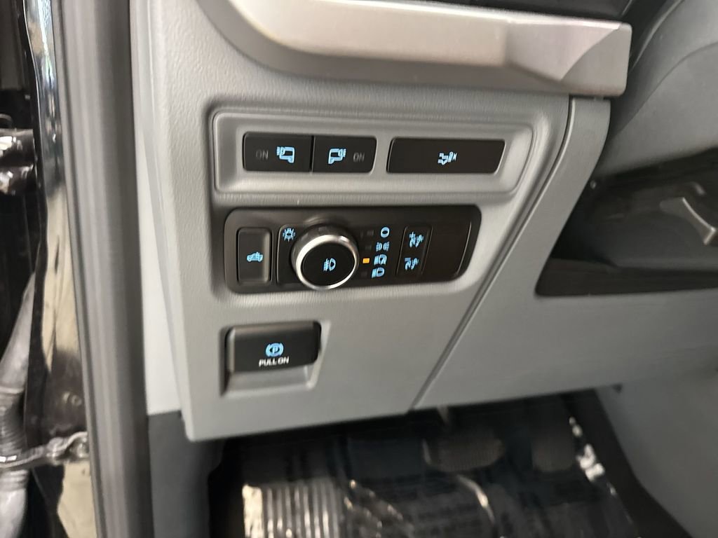 2023 Ford F-150 XLT - Photo 18