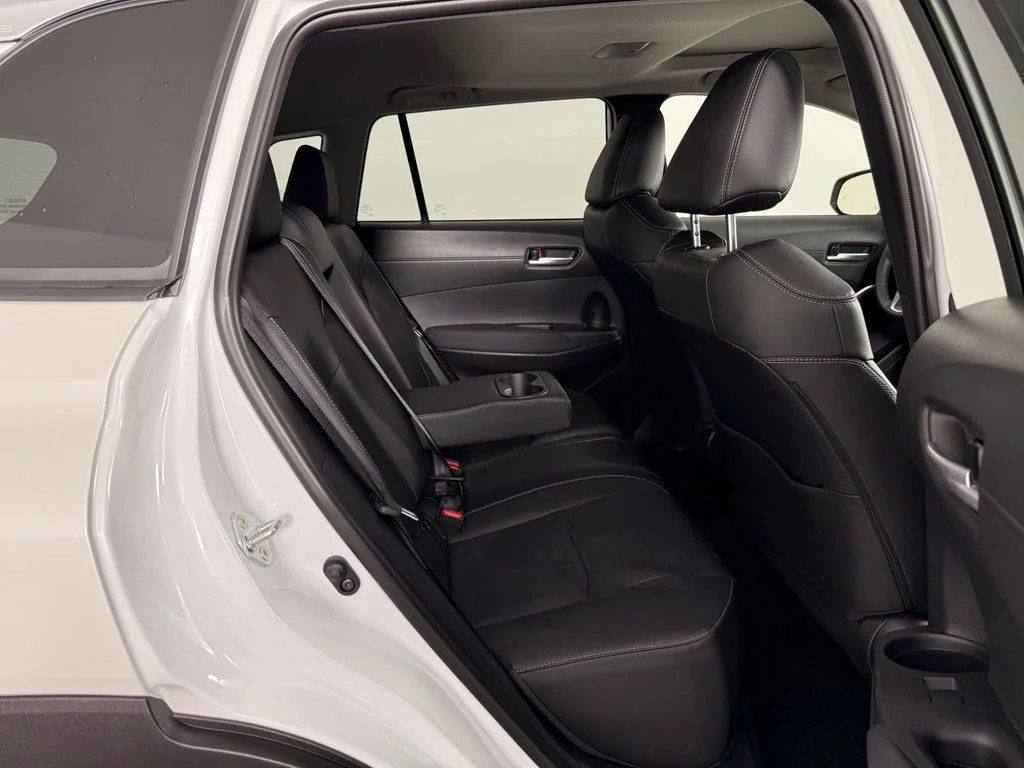 Used 2023 Beige Toyota XLE image 20