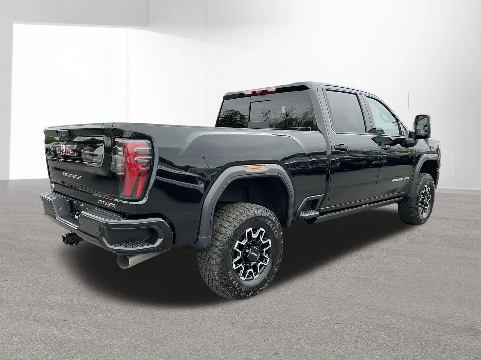 New 2026 Onyx Black GMC AT4X image 4