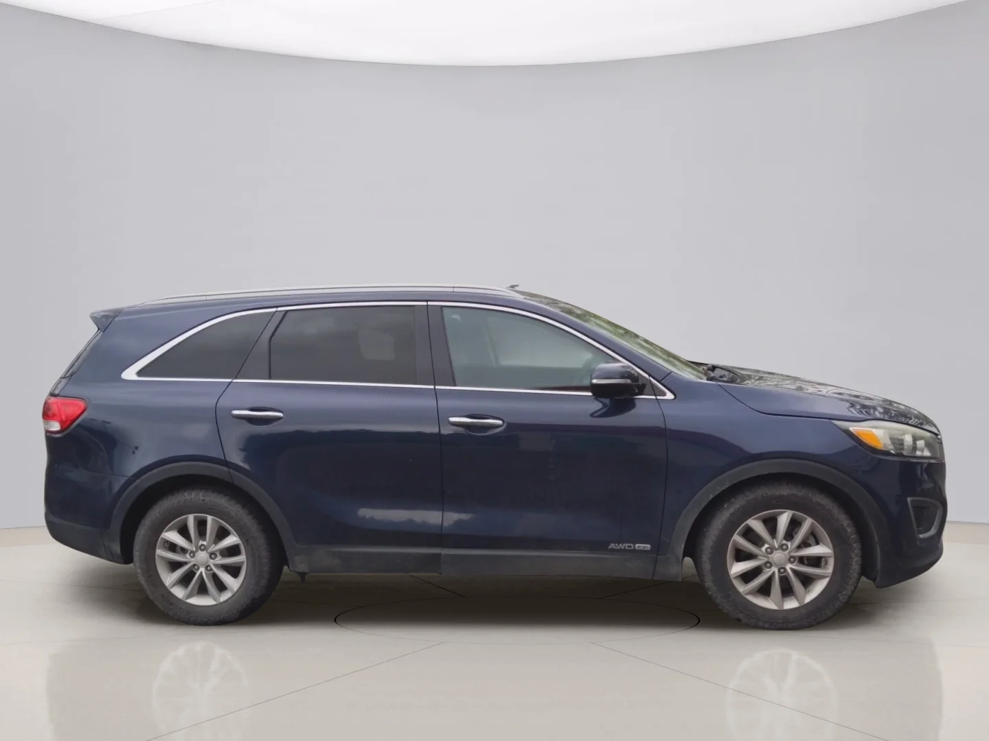Used 2016 Blue Kia LX image 6