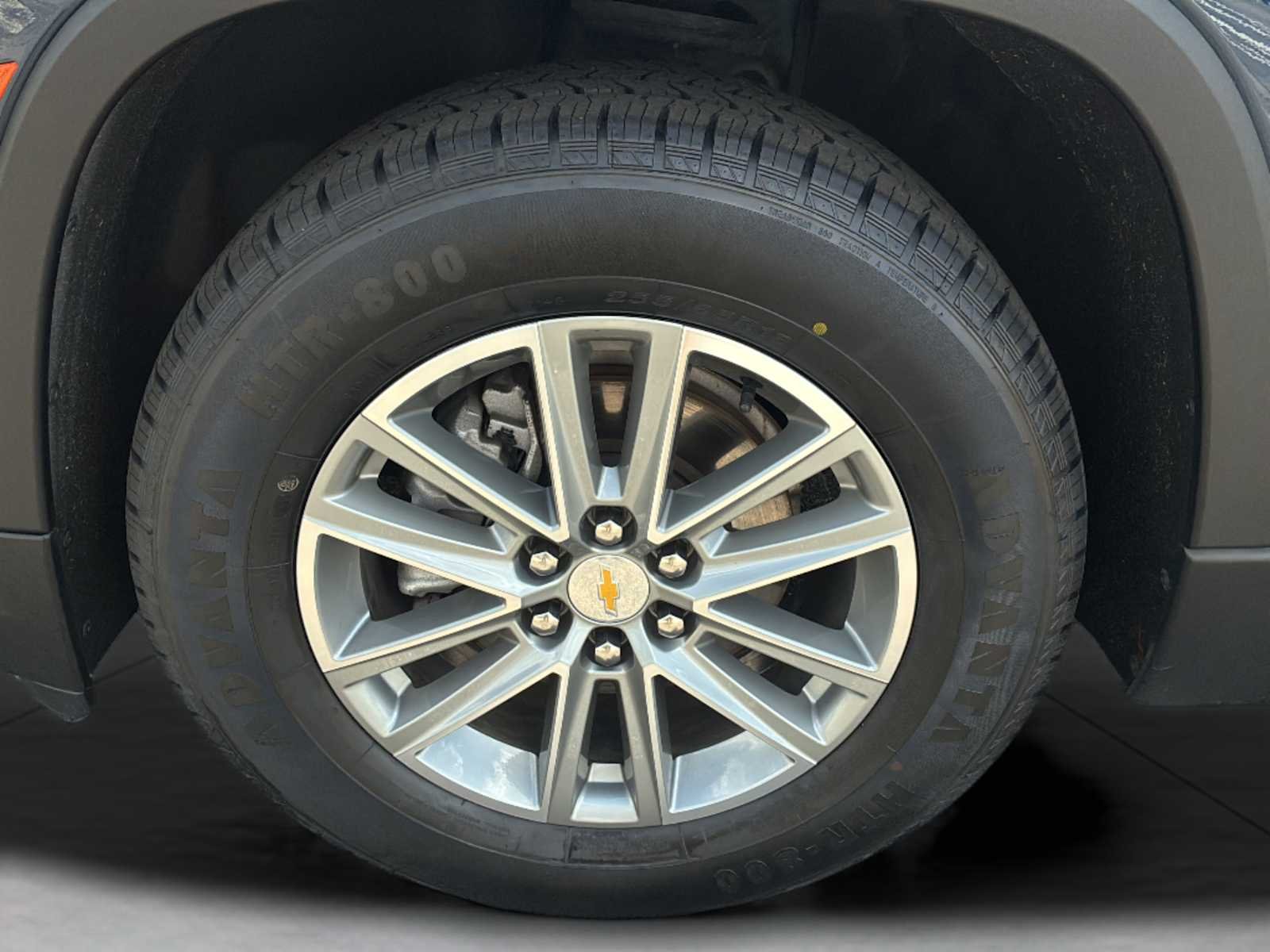 2023 Chevrolet Traverse 1LT - Photo 36