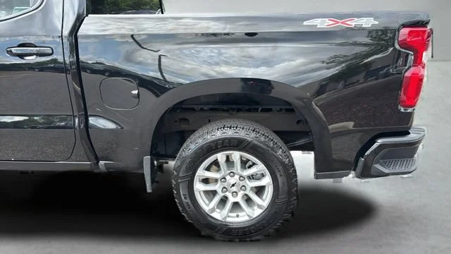 Used 2026 Black Chevrolet RST image 36