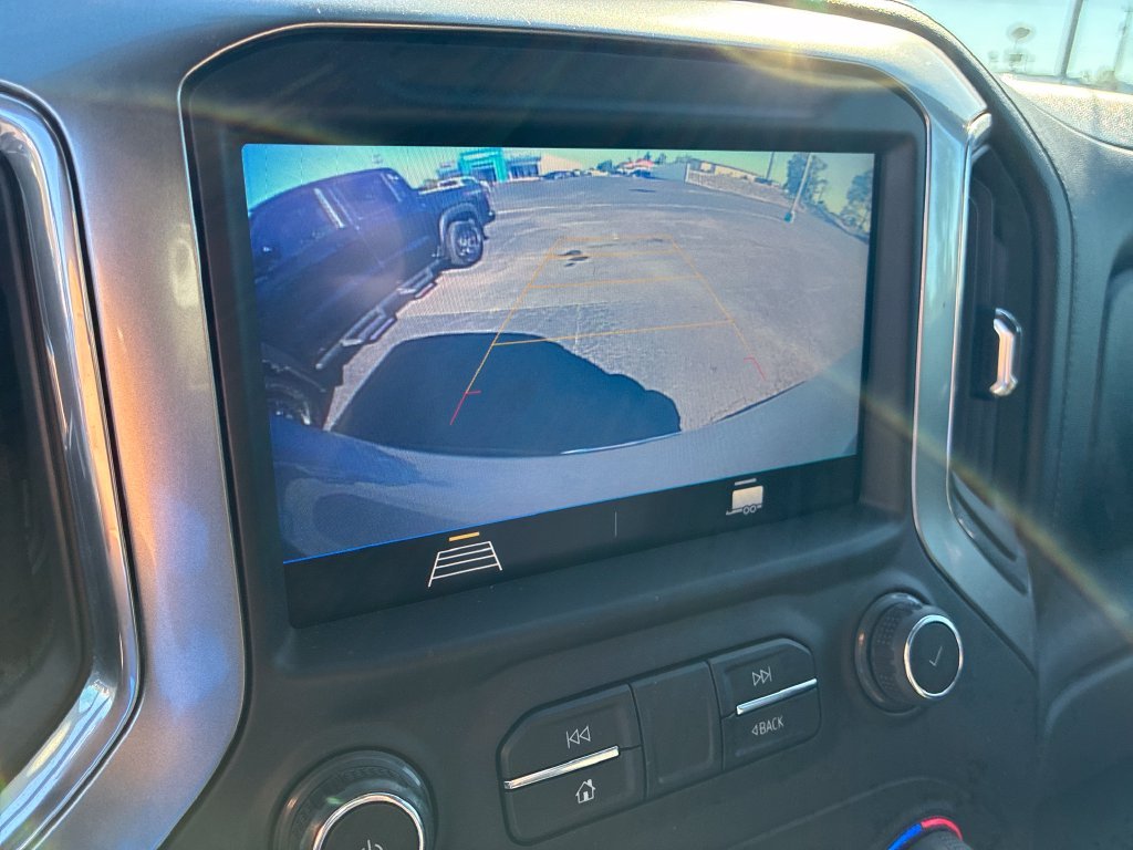 Used 2020 Silver Chevrolet LT image 15