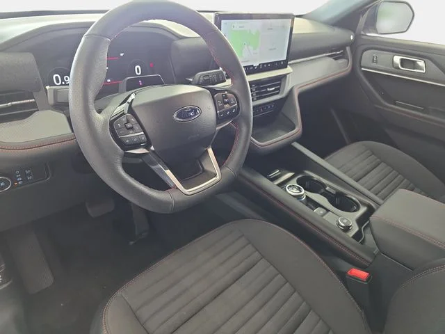 Used 2025 Gray Ford ST-Line image 17