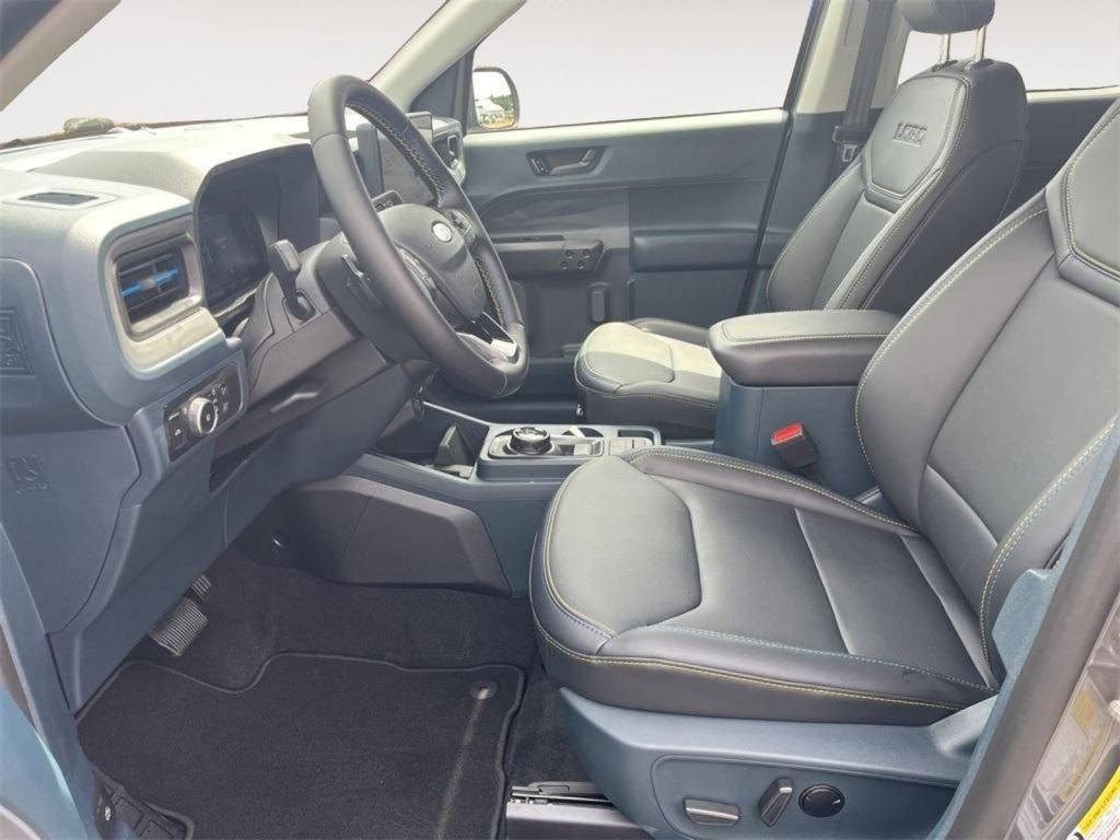 New 2025 Carbonized Gray Metallic Ford Lobo™ image 10