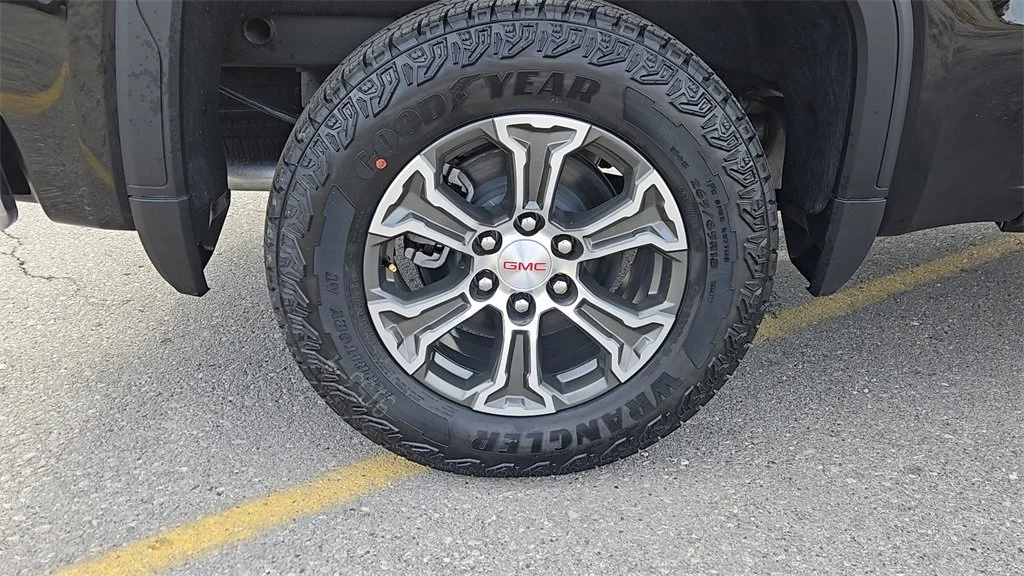 2026 GMC Sierra 1500 SLT - Photo 58