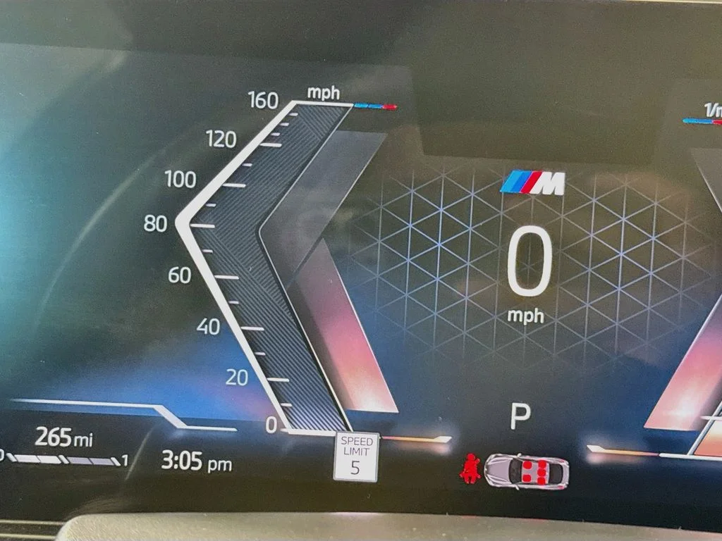 Used 2026 White BMW xDrive40i image 16