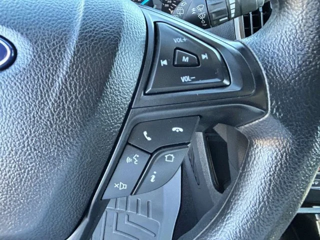 Used 2020 Silver Ford SE image 31