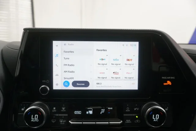 Used 2023  Toyota XSE image 36
