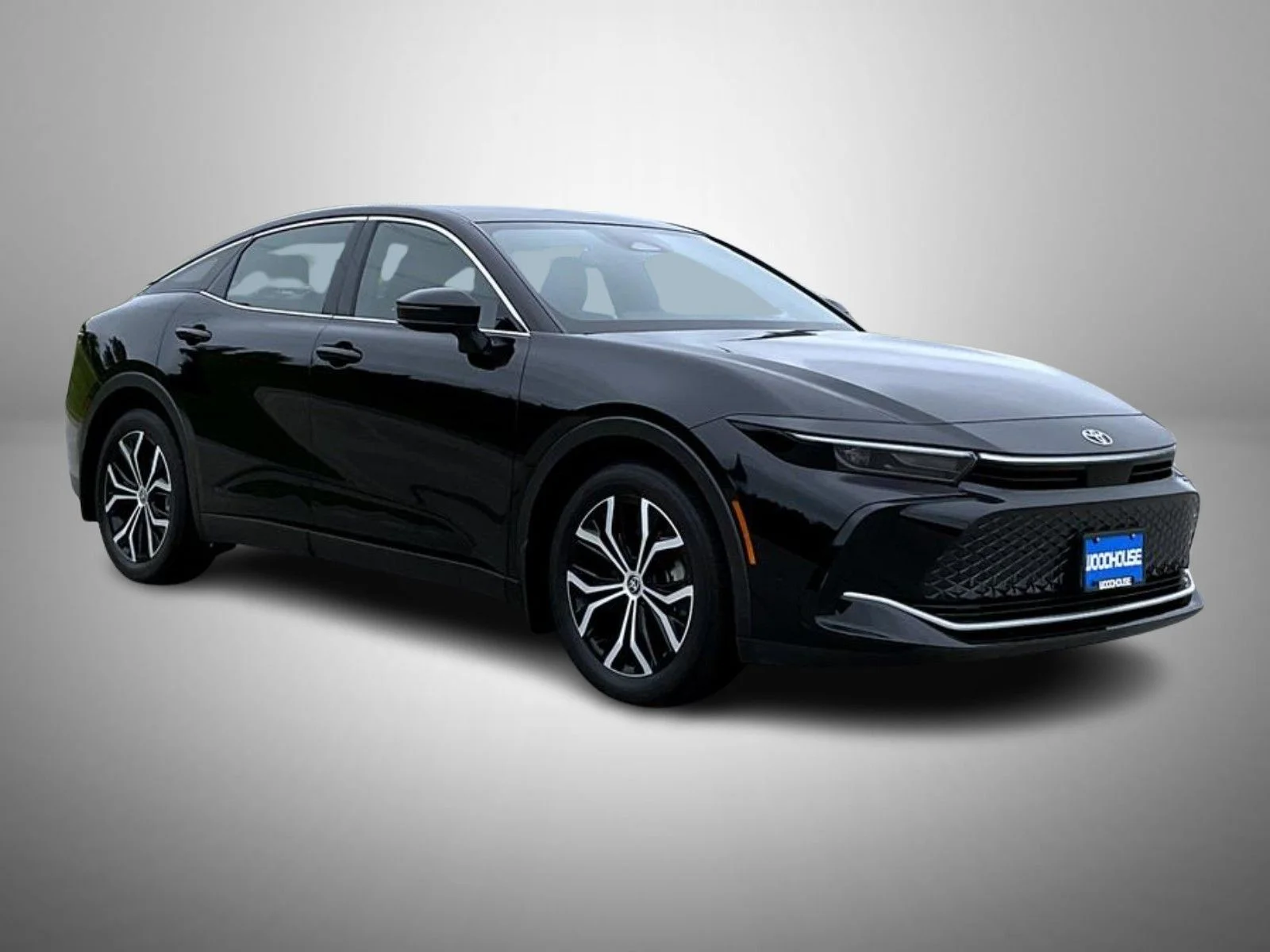 Used 2024 Black Toyota XLE image 3
