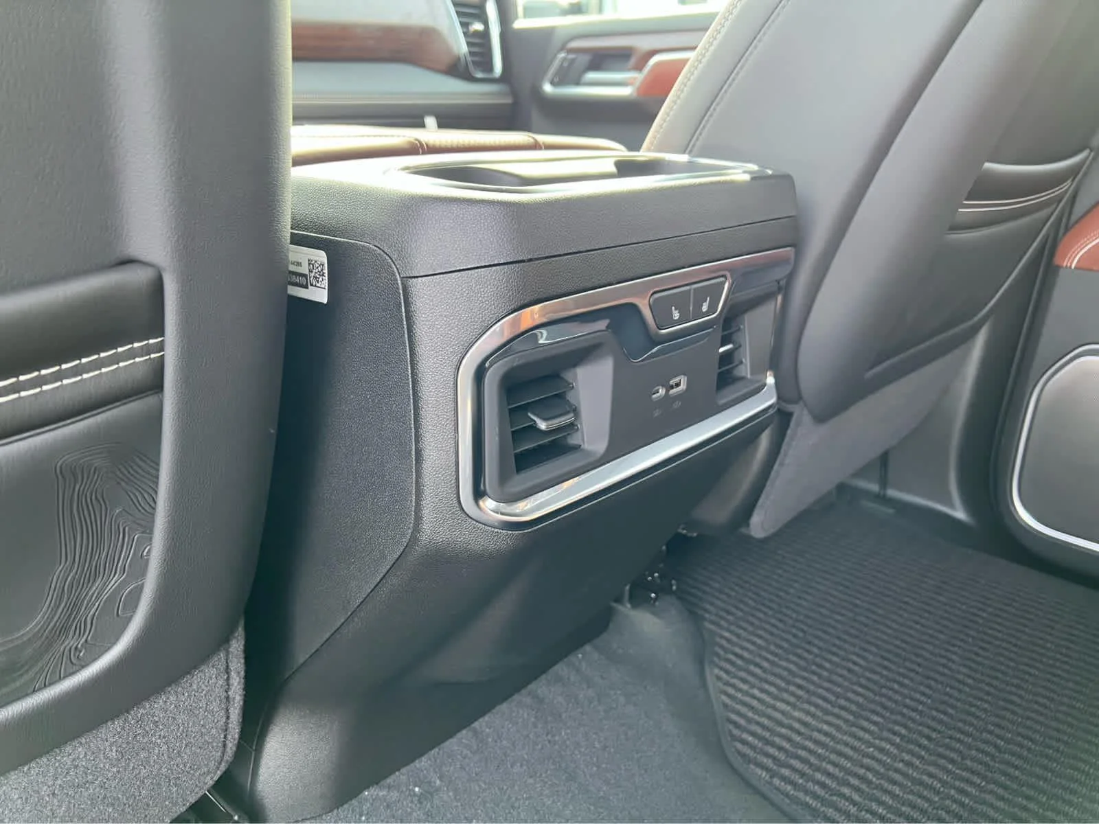 2026 GMC Sierra 3500HD Denali Ultimate - Photo 34