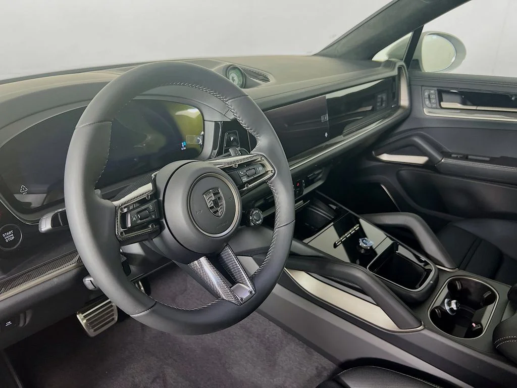 New 2026  Porsche Turbo image 4