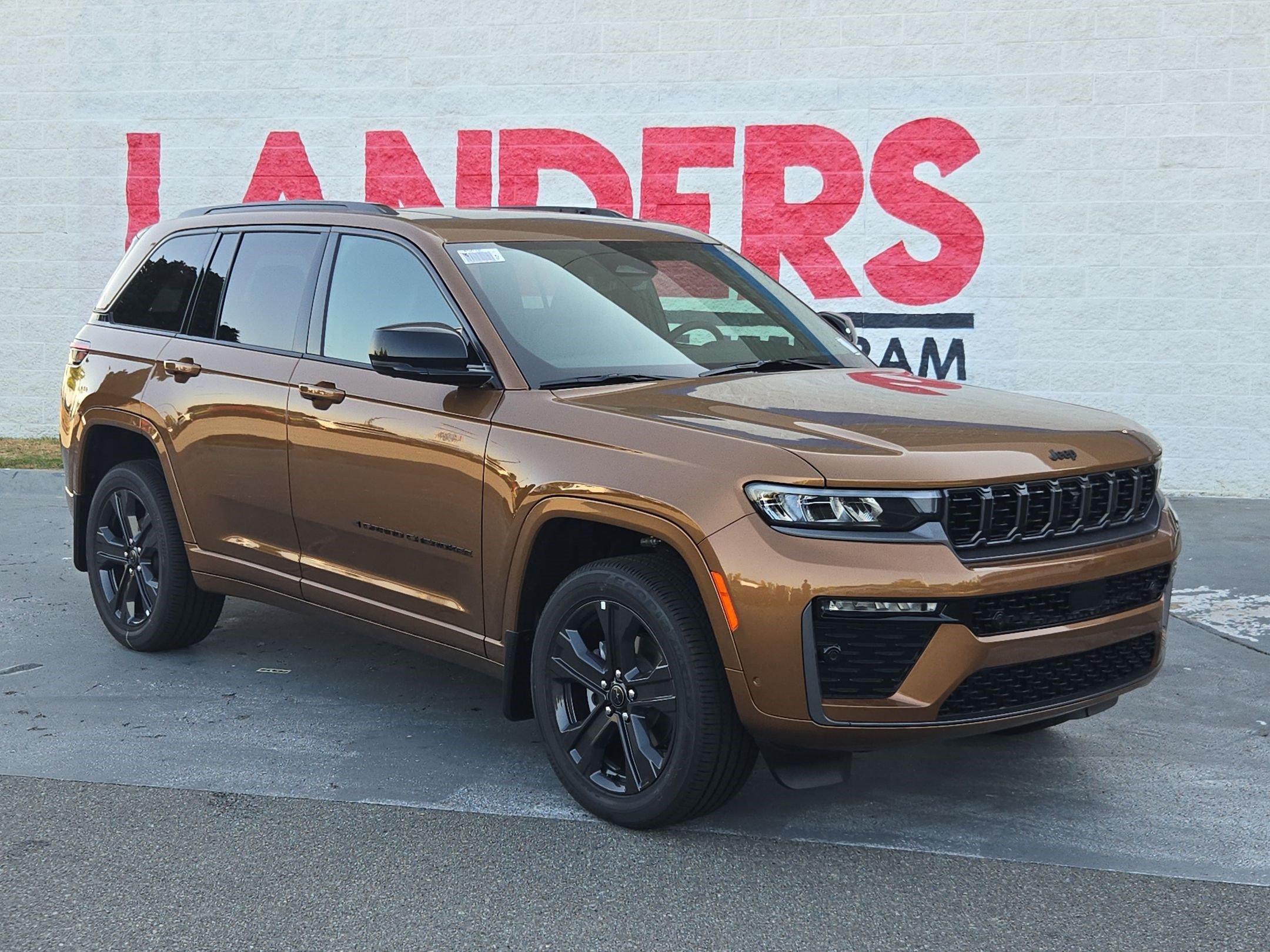 New 2027 Copper Shino Metallic Clear-Coat Paint Jeep Limited Reserve image 1