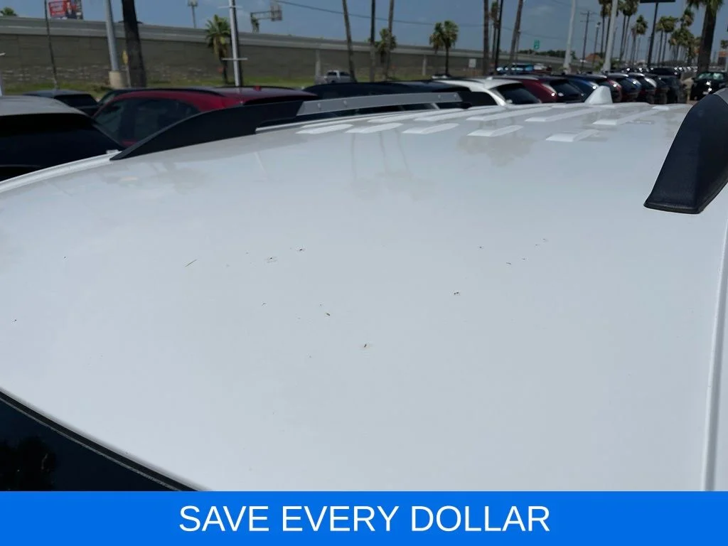 Used 2023 White GMC SLE image 24