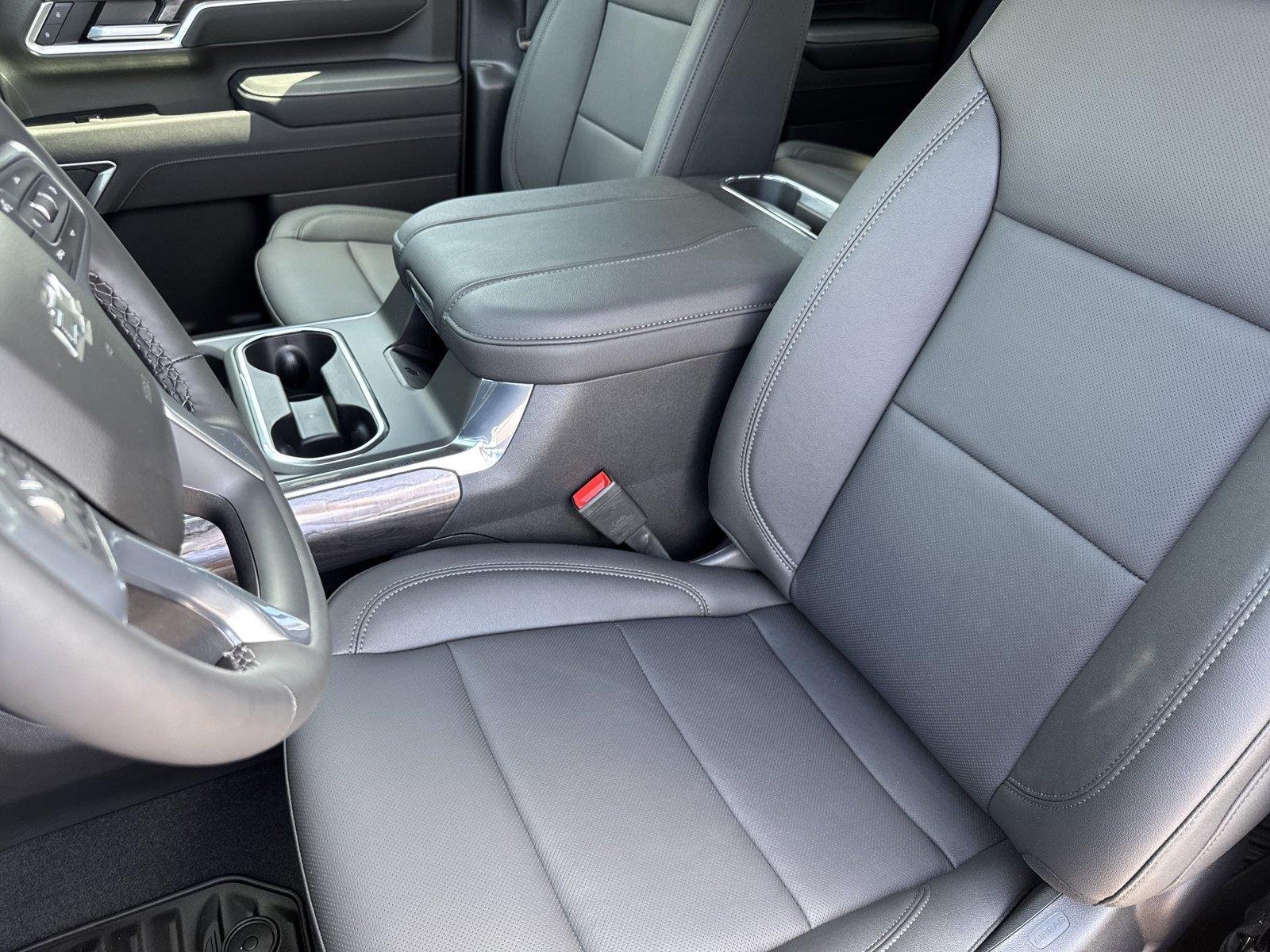 2026 Chevrolet Silverado 2500 HD LTZ - Photo 11
