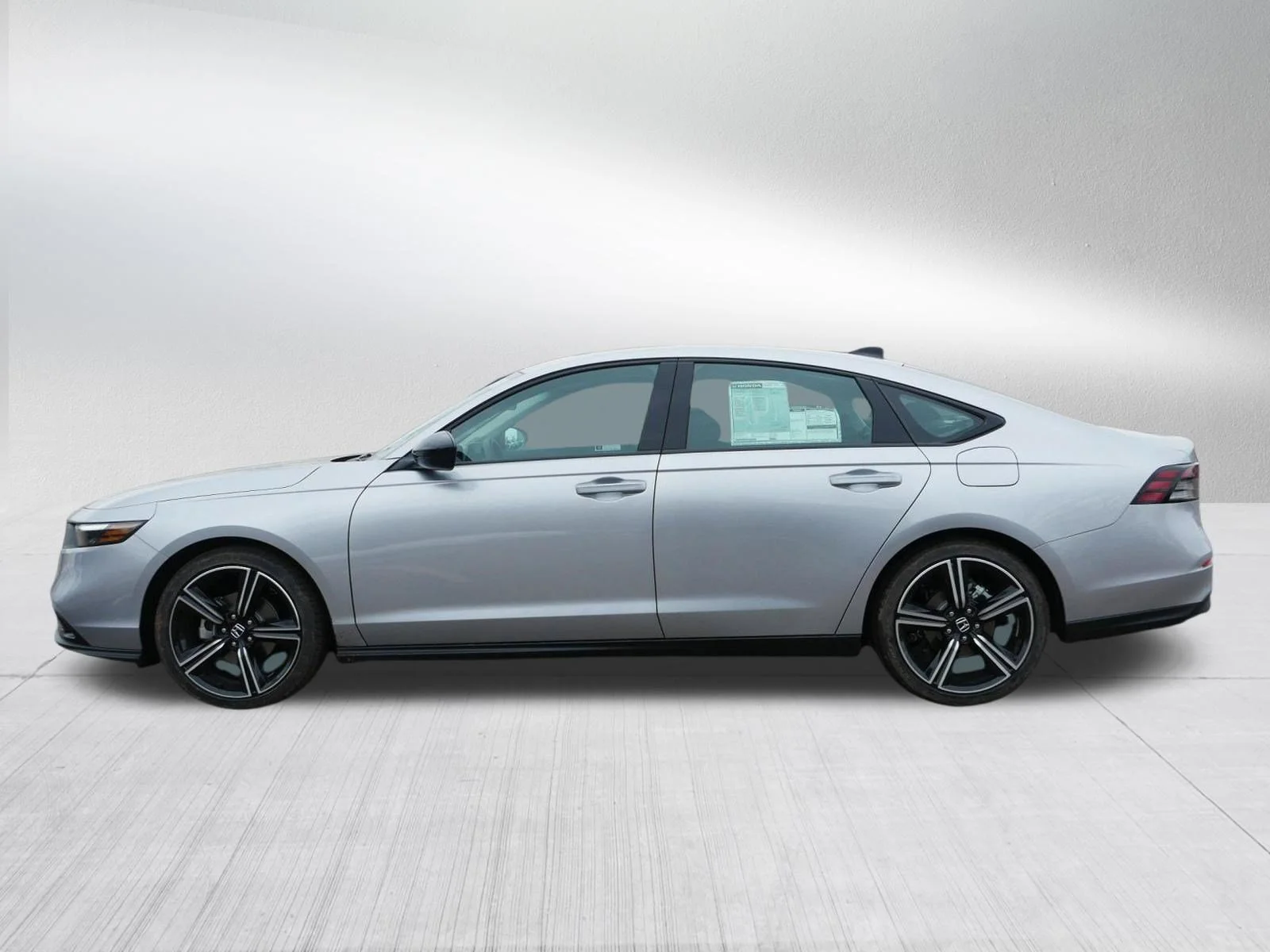 New 2026 Solar Silver Metallic Honda SE image 4