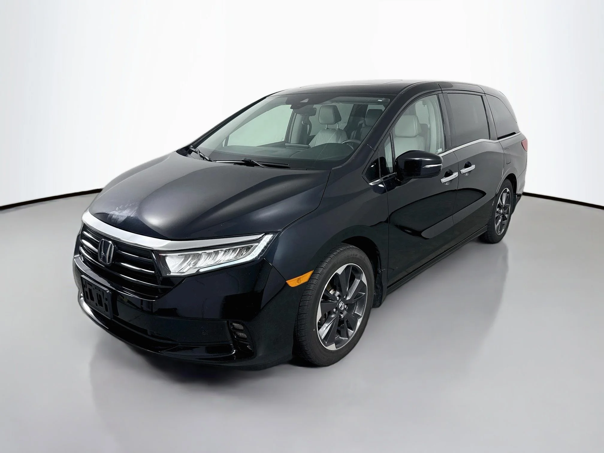 Used 2021 Crystal Black Pearl Honda Elite image 3