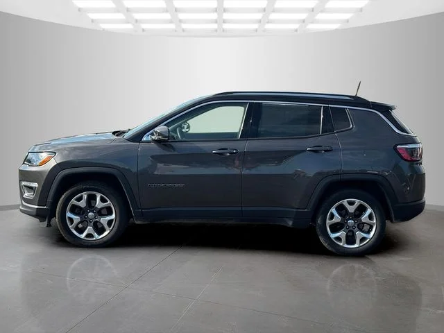 Certified Used 2019 Gray Jeep Limited image 4