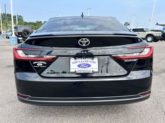 Certified Used 2025  Toyota LE image 4