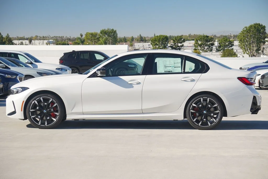 Used 2026 Mineral White Metallic BMW 330i xDrive image 4