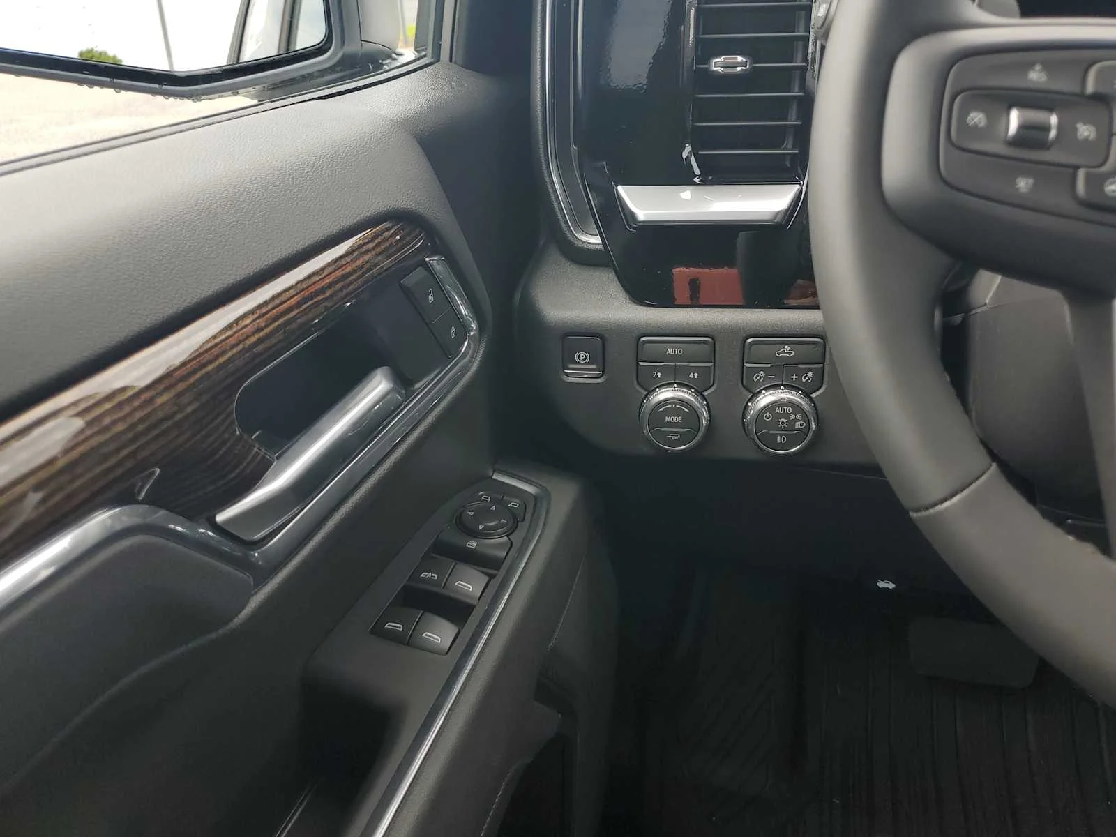 New 2026 Summit White GMC Elevation image 19