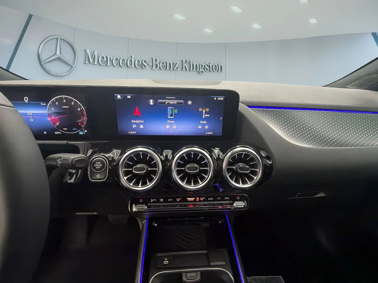 Used 2026 Grey Mercedes-Benz GLA 250 image 16