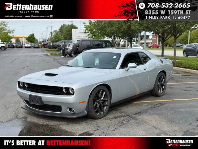 2022 Dodge Challenger GT Auto's photo