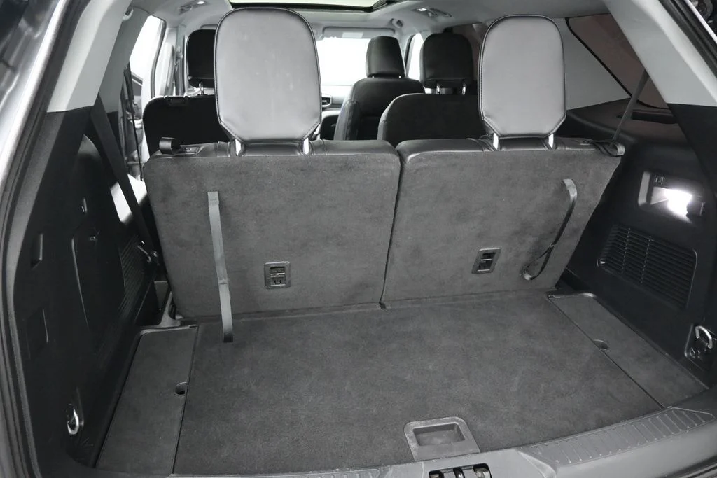 Certified Used 2023 Gray Ford XLT image 9