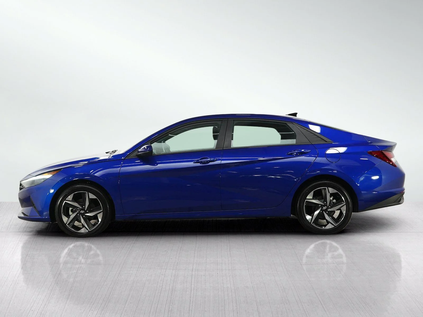Used 2023 Intense Blue Hyundai SEL image 2