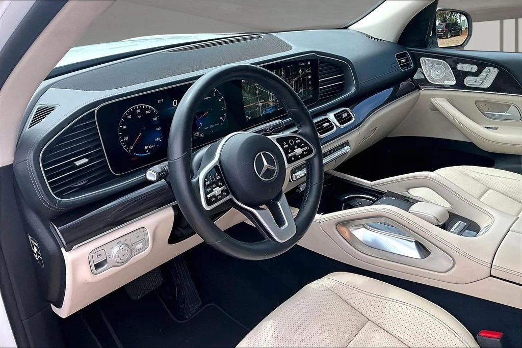 Used 2021  Mercedes-Benz GLS 450 image 12