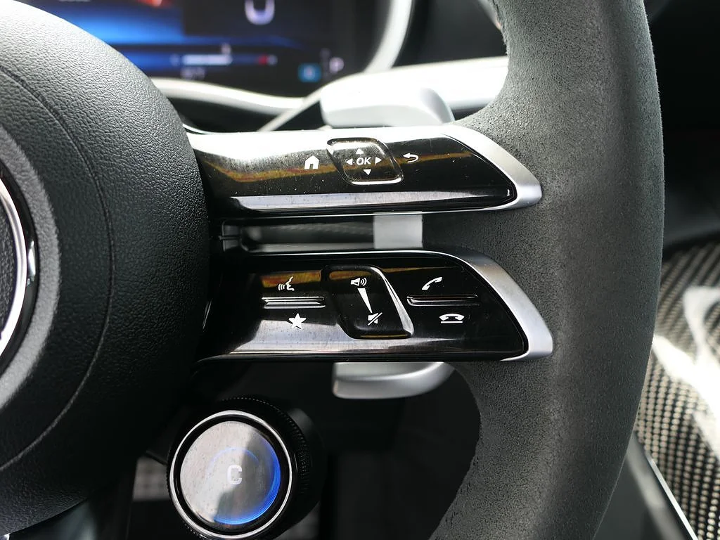 Used 2023 Obsidian Black Metallic Mercedes-Benz AMG® SL 63 image 17