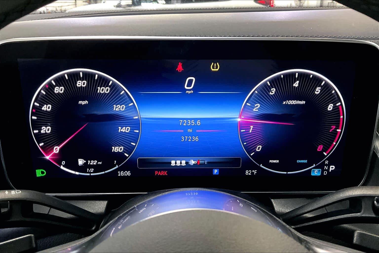 Certified Used 2023 Black Mercedes-Benz GLC 300 image 26