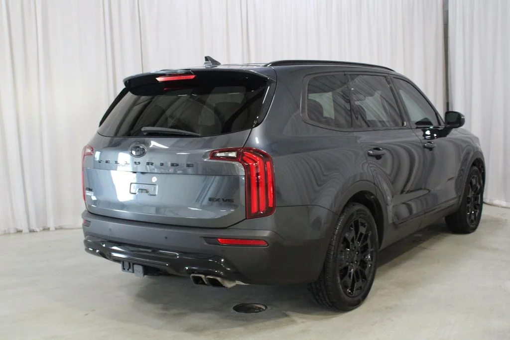 Used 2021 Gray Kia EX image 25